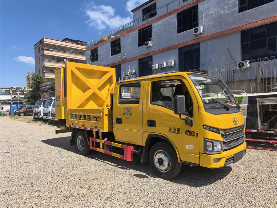 80K防撞缓冲车
