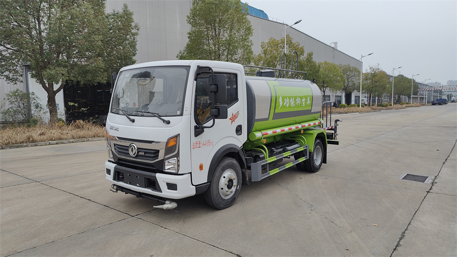 5立方洒水车-蓝牌